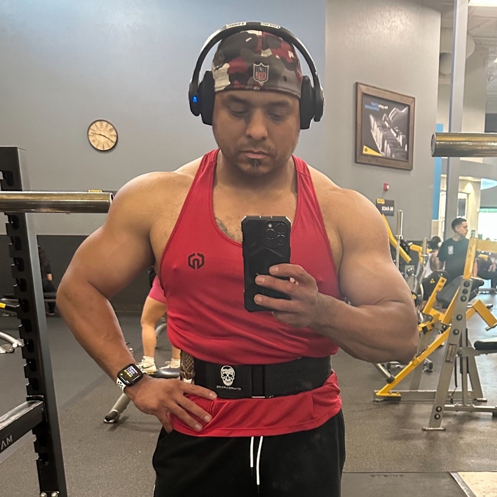 Meet your Posher, Victor